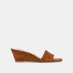 QAILY WIDE WEDGES BROWN SUEDE