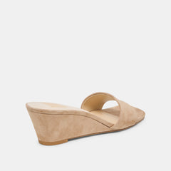 QAILY WIDE WEDGES CAMEL SUEDE
