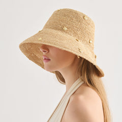 STRAW CLOCHE WITH CHARMS NATURAL