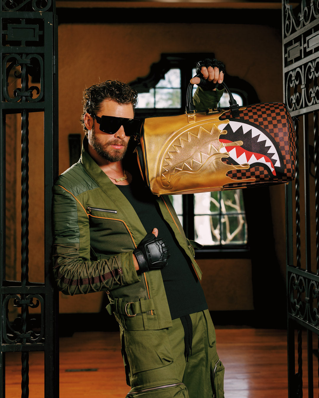 GOLDEN DYNASTY DUFFLE