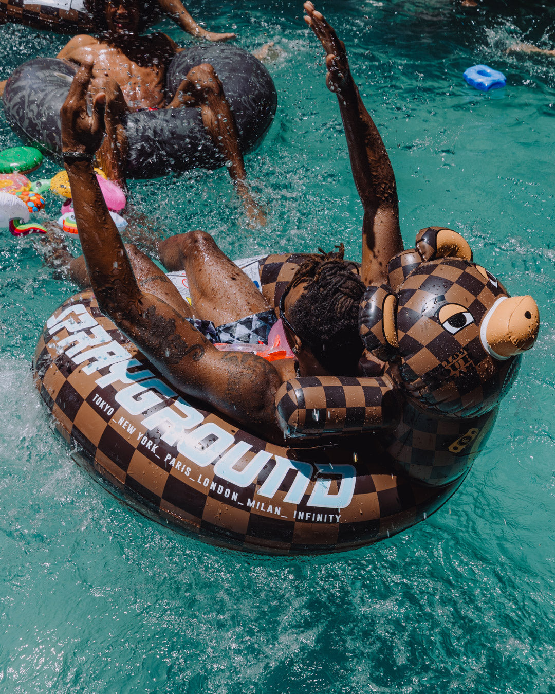 MONEYBEAR - POOL PARTY FLOATY