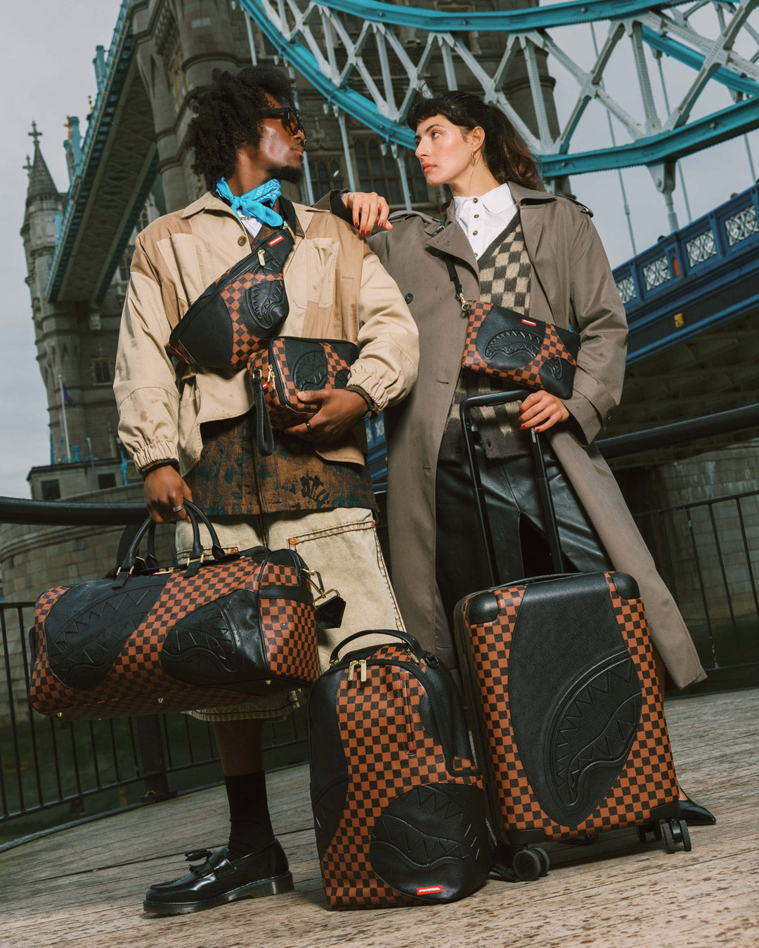 JETSTREAM SHADOW TOILETRY BRICK
