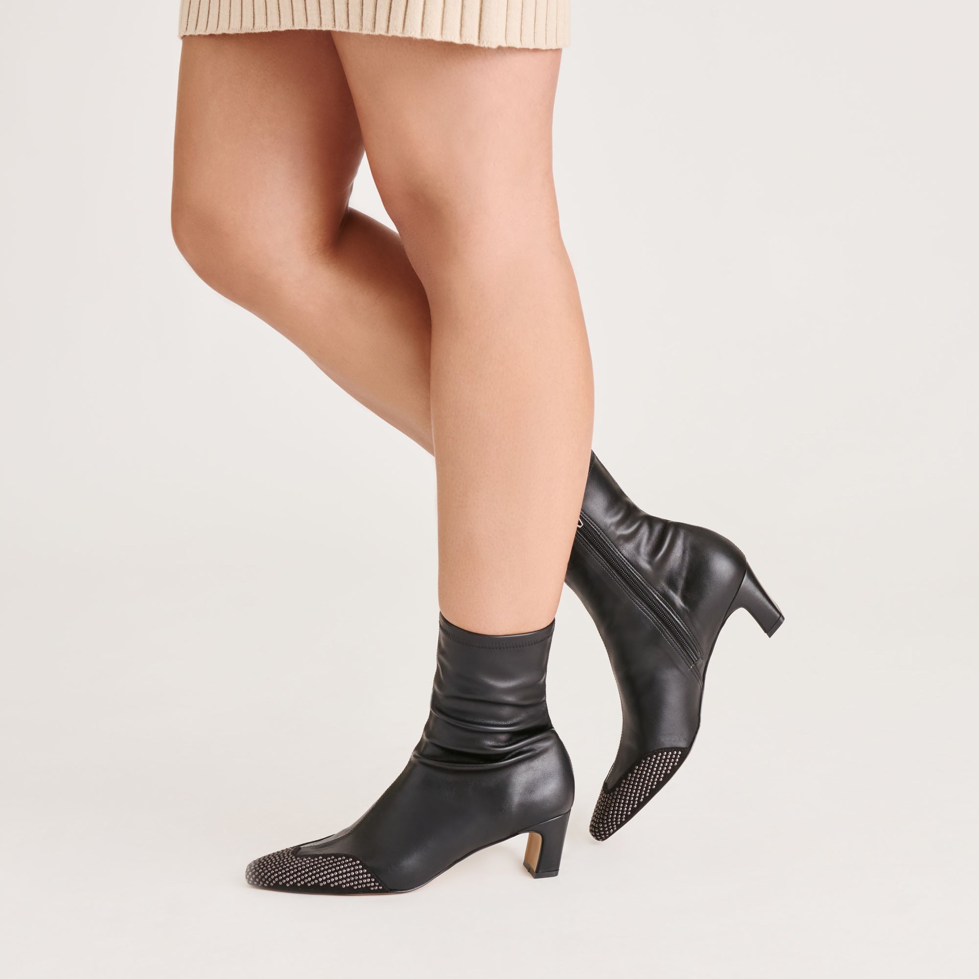 ANIKA STUD BOOTS BLACK STELLA