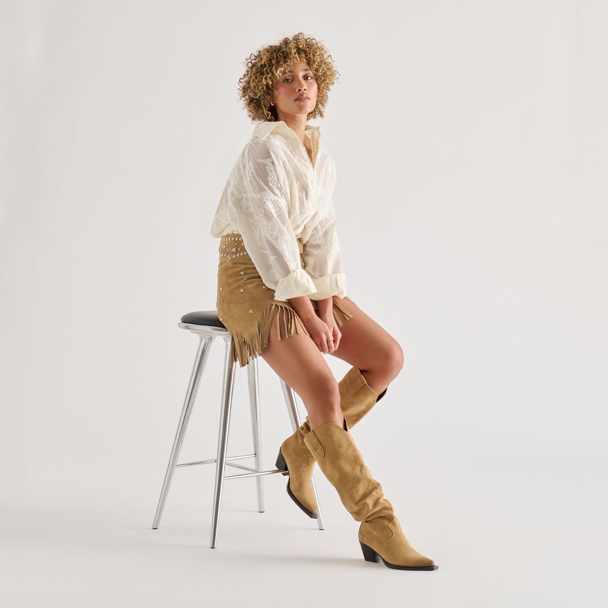 BUCKLY BOOTS CAMEL SUEDE