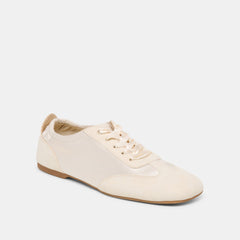 ITZY SNEAKERS VANILLA SATIN