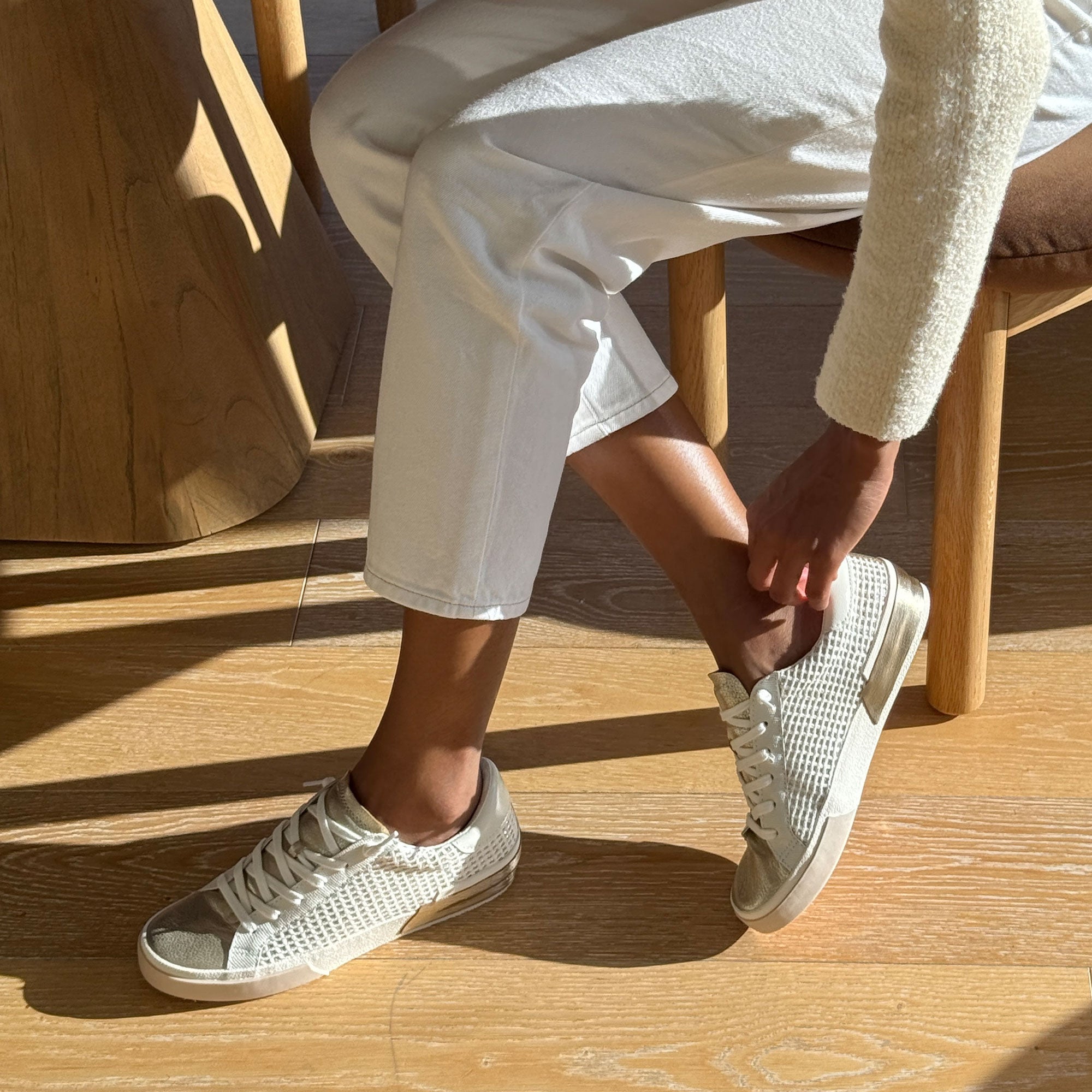 ZINA SNEAKERS BONE GOLD WOVEN